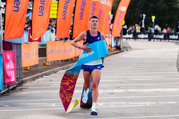 Andy Buchanan won the 2026 Voltaren City2Surf.