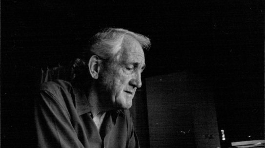 Tom Uren at his home in Balmain. December 9, 1990.