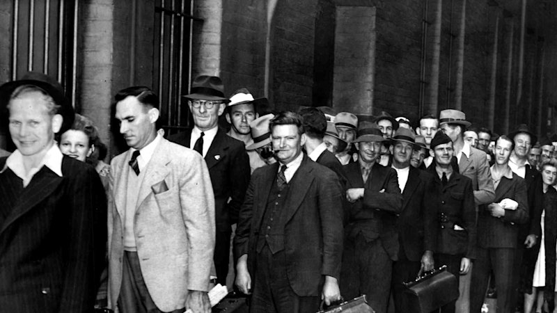 In praise of the queue: standing in line is a form of mindfulness