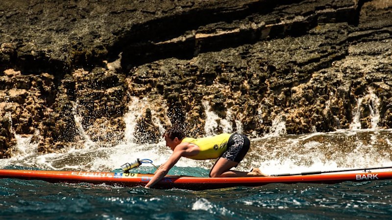 Charlie Verco out in front in last minutes of world paddleboard championship