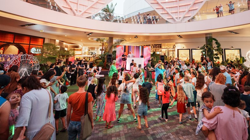 Westfield owner Scentre sells off $1.3b interest in Brisbane mall