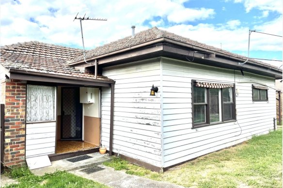 In the Maroondah region of Melbourne, where the vacancy rate sits at 0.4 per cent, a three-bedroom Ringwood house is advertised for $395 per week.