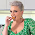 Jane de Graaff’s chicken pot pie filling is a simple as it gets.