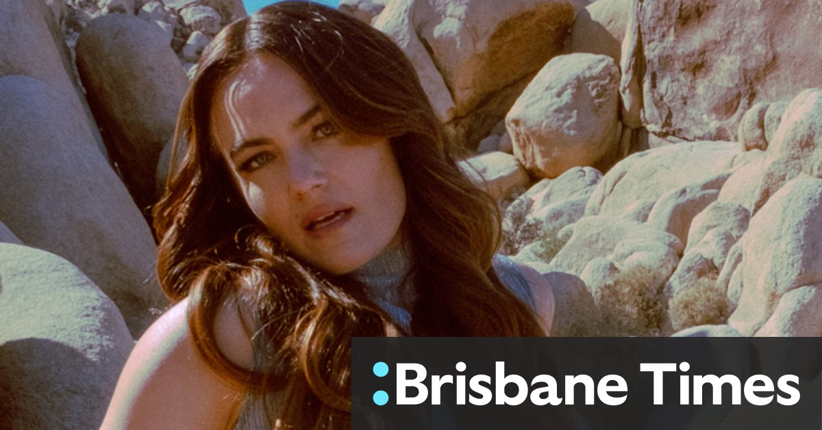 'Nobody cares about you as much as you do': Julia Stone finds her feet - Vimarsana News