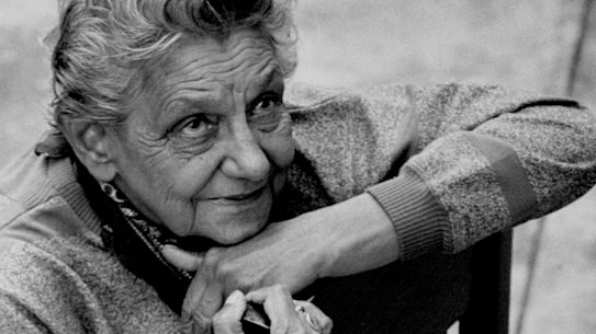 Los nativos de la isla North Stradbroke dicen que debería colocarse una estatua del poeta Oodgeroo Noonuccal en la isla.