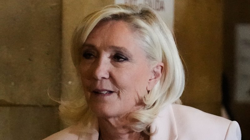 French court clears way for far-right presidential candidate, on one strict condition