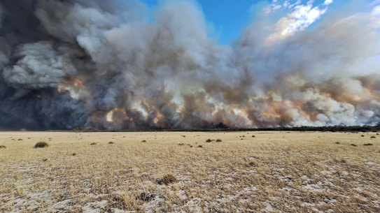 The Little Desert fire has burnt more than 90,000 hectares, or two-thirds of the national park.