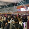 Sydney Airport chief apologises after passengers wait hours in long queues