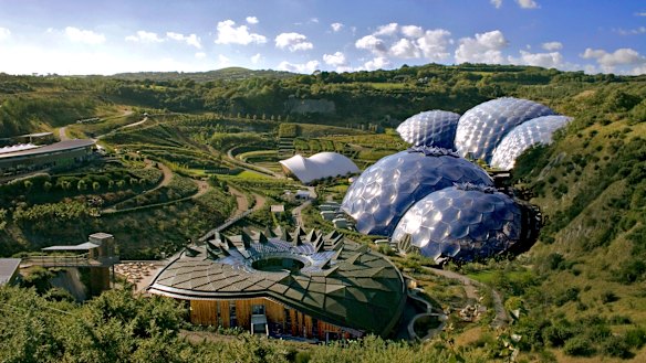 In dramatic contrast to the concept in Victoria, the Eden Project in Cornwall has revitalised a quarry with domes that harbour biodiversity.
