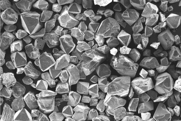 Sarytogan Graphite has been able to successfully produce premium synthetic diamonds for higher-value industrial markets utilising its ultra-high purity fines graphite as feedstock.