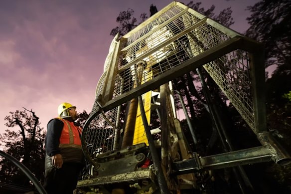 Siren Gold has launched its latest infill drilling program at the company’s Sams Creek gold project in New Zealand in a bid to upgrade its gold resource.