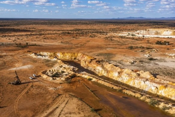 King River Resources’ reverse circulation rig during the previous phase-one drilling campaign at its Mindoolah gold project in WA’s Murchison province.