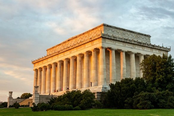 ClearVue Technologies and My Glass Projects will combine their unique IP to make self-heating glass, which would fulfill a similar purpose to MGP’s heated glass used in the Lincoln Memorial in Washington DC to control external condensation.
