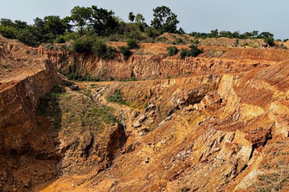 Artisanal workings at Aurum Resources’ Boundiali gold project, which sits in the prolifically gold-productive Birimian greenstone belt of Côte d’Ivoire in West Africa.