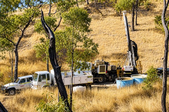 Moonlight Resources’ first diamond drill hole underway at its Leo Grande gold prospect in central Queensland.