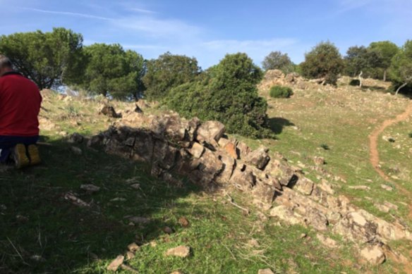 Osmond Resources’ Zone 3 at its Orion EU critical minerals project, showing outcropping rare earths mineralised seams. 