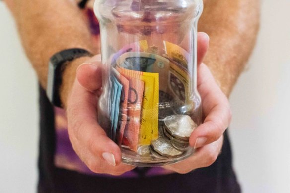 New products such as Raiz Jars offered by fintech micro-investment disrupter Raiz Invest have helped contribute to a record rise in funds under management to $1.65 billion.