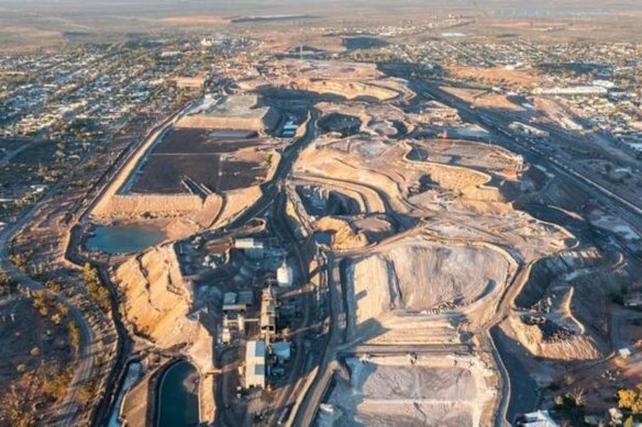 The eponymous Broken Hill Mines’ historic Rasp mine, in the centre of the famed New South Wales mining town.