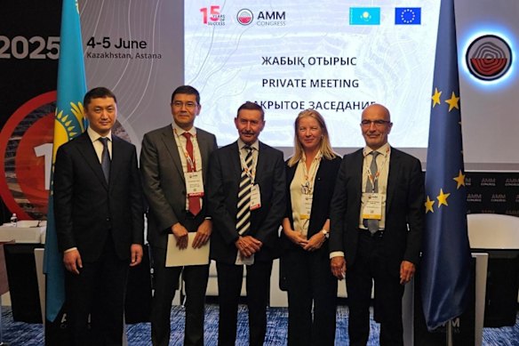Kazakhstan’s Vice-Industry and Construction Minister Olzhas Saparbekov (left) with EBRD Kazakhstan deputy head Askar Namazbayev, Sarytogan Graphite technical director Dr Waldermar Mueller, European Union ambassador Aleska Simkic and European Commission DG Grow director Joaquim Nunes de Almeida.