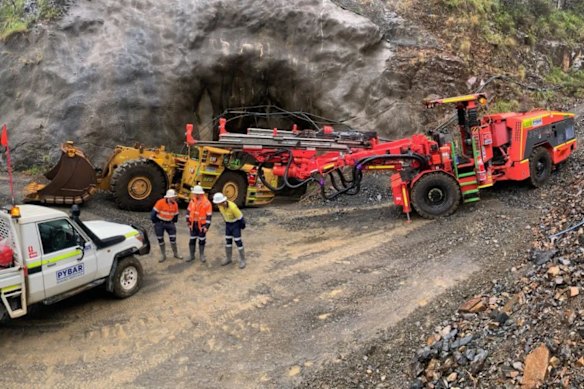 Larvotto Resources’ mining contractor, PYBAR Mining Services, entering the Metz underground mine portal to begin underground development.