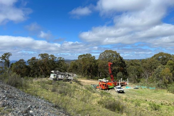 Diamond rig drilling and RC rig moving onto the Garibaldi prospect at Larvotto Resources’ Hillgrove mine in NSW.