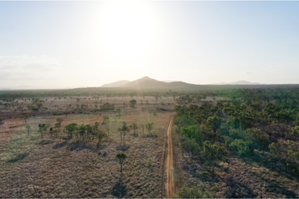 Great Southern Mining and joint venture partner Gold Fields Limited have kicked off a diamond drilling campaign in northern Queensland to chase massive IP anomalies with serious gold-copper-silver potential.