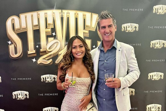 Essendon premiership player Ricky Olarenshaw and his wife, Sarnanitha, in 2023.