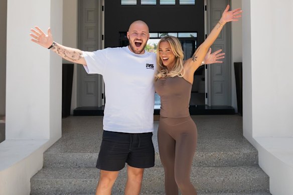 Billy Beasley of RS Rewards with influener Tammy Hembrow.
