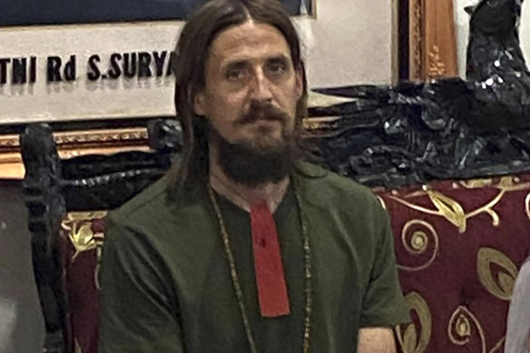 New Zealand pilot Phillip Mehrtens, who was held hostage for more than a year, in Timika, Papua province, on Saturday after his release.