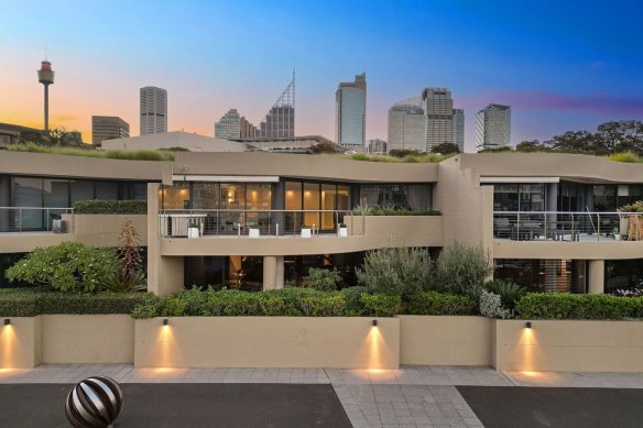 Barrister Richard Cobden’s ground floor apartment in Woolloomooloo’s Wharf Terraces sold for $6,537,500.
