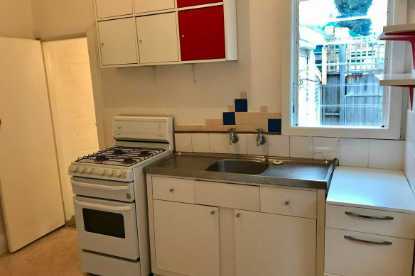 A two-bedroom Carlton North terrace advertised for $415 per week.