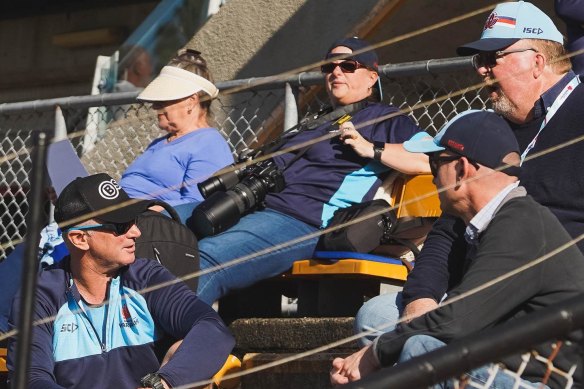 Coleman mingles with Waratahs members. 