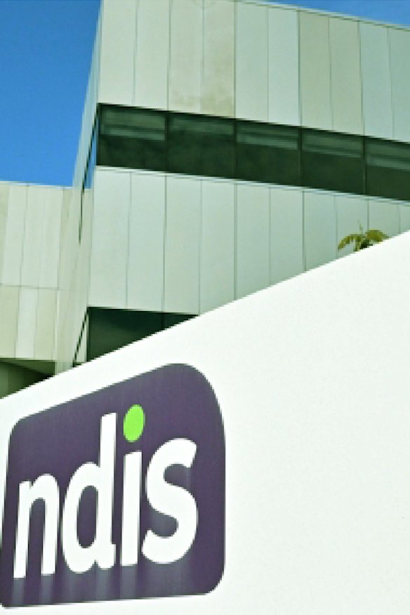 The ending of Victorian government grants on December 31, which had supplemented NDIS payments to prop up hundreds of group homes for vulnerable Victorians, threatens the closure of many services.
