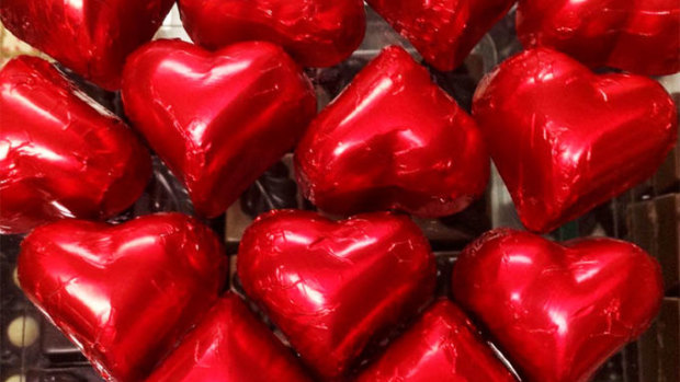 Brisbane’s go-to for exquisite Valentine’s Day chocolatescn be found at chocolatier, Mayfield Chocolates.