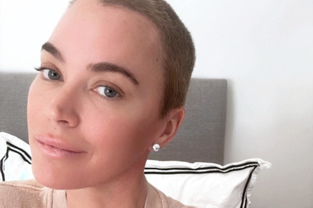 Teddi Mellencamp undergoes plastic surgery while battling stage 4 cancer