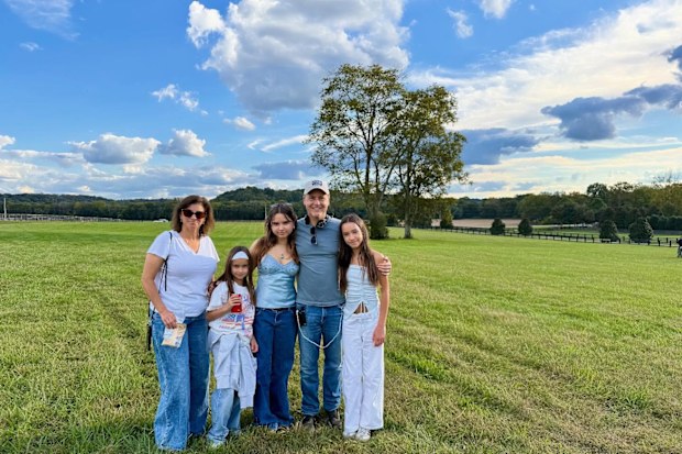 Kim Painter, Nixie Lowe, Fiona Lowe, Mabel Lowe and Chad Low