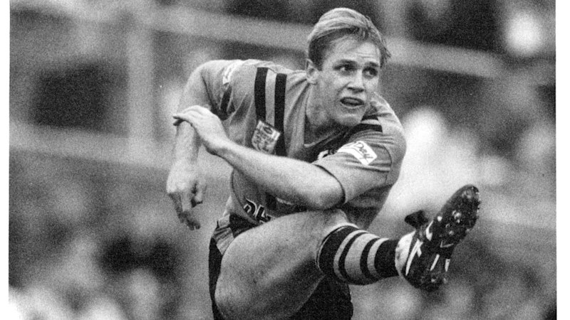 Former Wallaby and coaching great Brian Smith dies aged 59