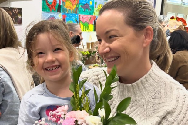 Hannah Ferrier with her daughter Ava.