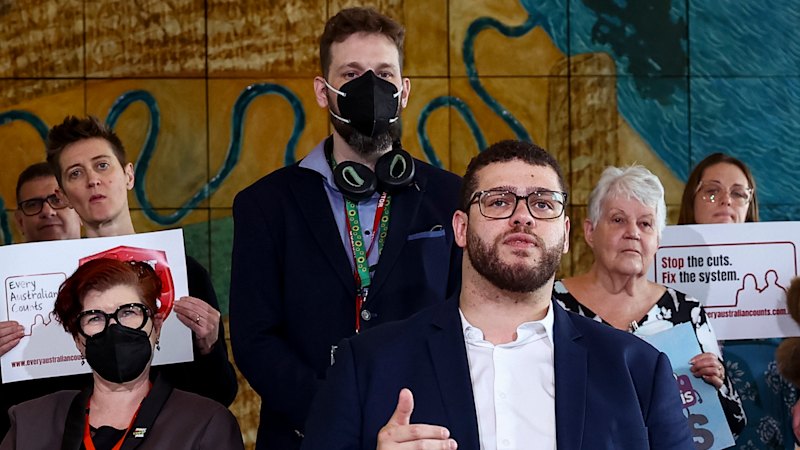 Labor-led committee warns NDIS reform could raise human rights concerns