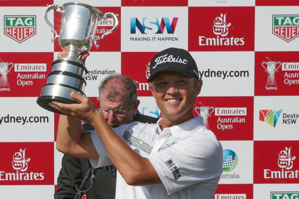 Matt Jones with the Stonehaven Cup after winning the Australian Open in 2015