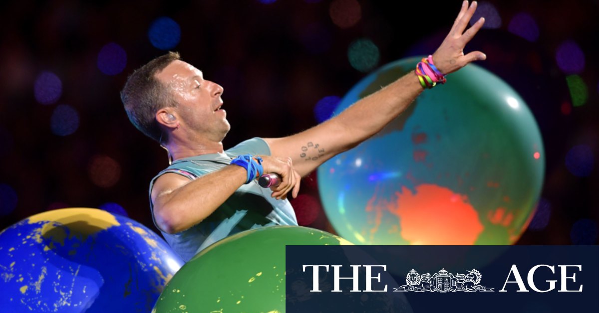 Coldplay Melbourne Chris Martin falls through trapdoor at Marvel Stadium