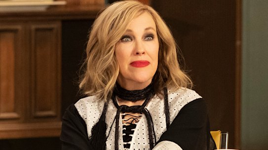 Catherine O'Hara wins for Schitt's Creek. 