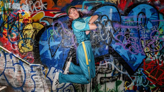 Comedian Stephanie Broadbridge has had to ditch the show.  