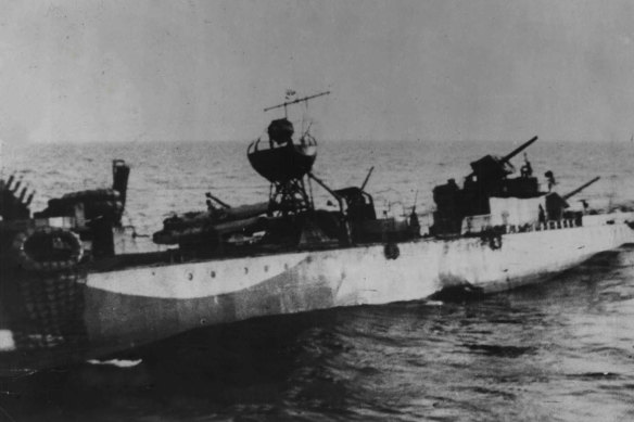 HMAS Waterhen, to her crew ’the old Chook”, was the Australian Navy’s first loss at the hands of the enemy in World War II.