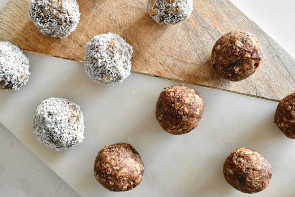 Tahini and honey power balls (left) and chocolate and peanut butter power balls.