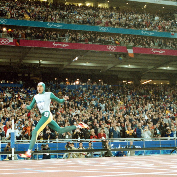 Cathy Freeman crosses the line to win the 400m at the Sydney Olympics.