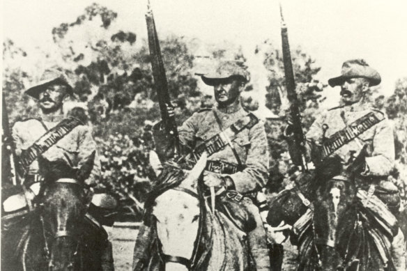 Breaker Morant (middle) during his time with the 2nd South Australian Rifles.