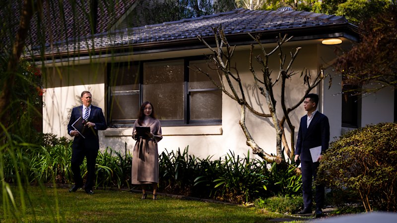 ‘Situational selling’ rises as some homeowners list homes amid market downturn