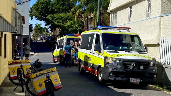 Multiple people, including two with extensive burns, have been treated by paramedics after a fire at a New Farm unit block. 