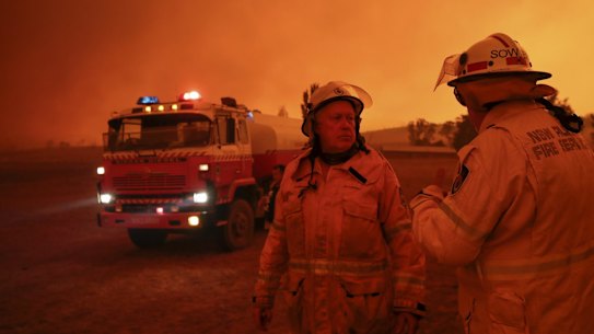 The bushfire Royal Commission has heard from Shane Fitzsimmons, the former head of the NSW Rural Fire Service, for the first time.